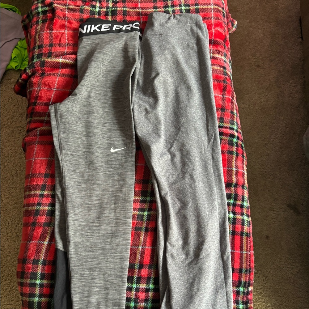 Leggings and spandex